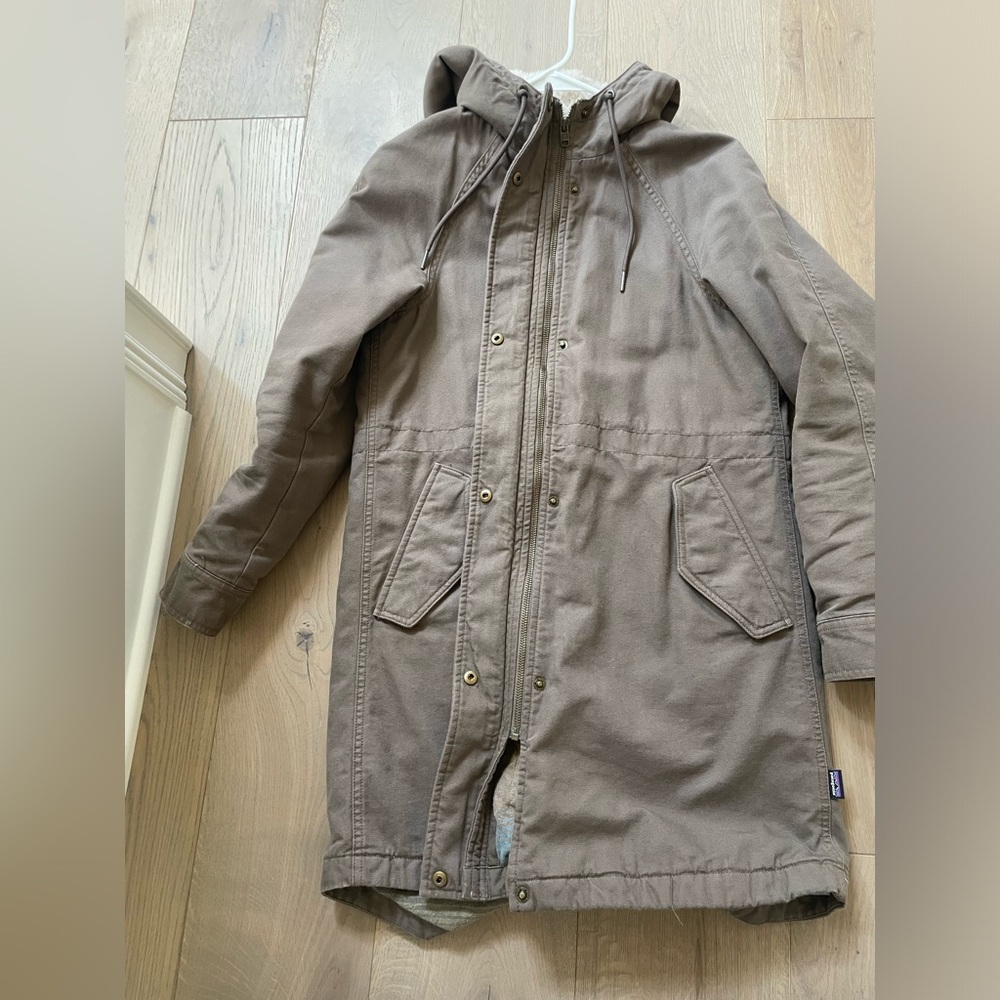 Women’s Patagonia Coat - Brown size S